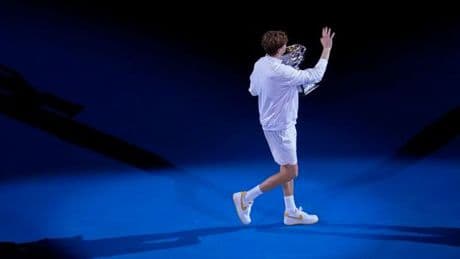 Le tennisman Jannik Sinner, suspendu jusqu’au 4 mai après un accord avec l’Agence mondiale antidopage