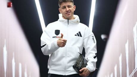 Wrexham ‘in talks over signing Fulham captain Tom Cairney for club record fee’ to bolster Championship promotion hopes
