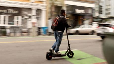 Recharge, chocs, chaleur... Comment prévenir le risque d’incendie de sa trottinette électrique ?