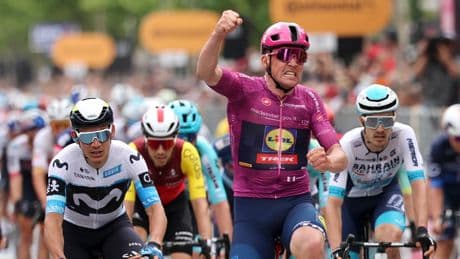 Mads Pedersen, de la ‘ciclamino’ a la rosa