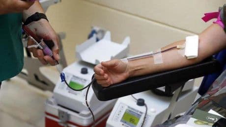 Alerta amarilla en los almacenes de sangre de España: las donaciones caen hasta un 40% y están en mínimos