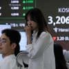 Asian shares advance ahead of Trump's deadline for higher tariffs on Chinese goods