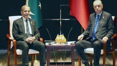 Pakistan Başbakanı Şerif ile Erdoğan bir araya geldi! Şerif, Erdoğan'a minnetlerini sundu