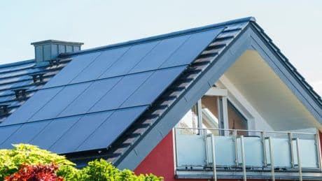 Privater Photovoltaik-Ausbau bricht im ersten Halbjahr 2025 ein