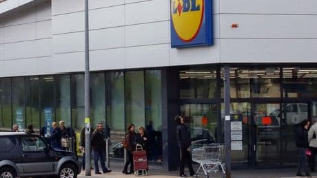 Lidl suprime los elementos infantiles en los productos dirigidos a niños y poco saludables