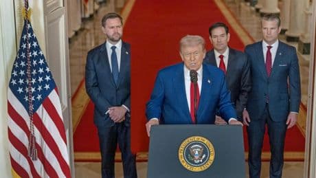 Frappes américaines en Iran : Trump, entre chaos diplomatique et impulsion militaire