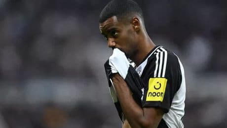 Alexander Isak to Liverpool transfer takes huge new twist after Newcastle response