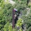 Russische troepen breken door Oekraïense verdediging en rukken plots snel op in Zuid-Donetsk: beelden tonen hoe Russische vlag wordt gehesen