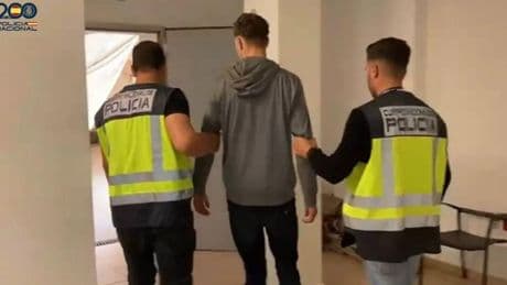 Bizar: reiziger uit Nederland opgepakt op Ibiza met twee koffers waarin 50 kilo xtc zit