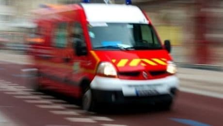 Les Mées: un homme de 60 ans réanimé par un pompier en civil après un accident de la route