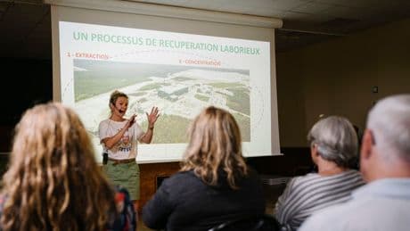 « Ma vie a basculé » : quand des citoyens passent à la lutte écologique en bas de chez eux