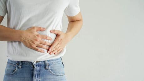 Los primeros síntomas que se manifiestan en tu cuerpo si padeces la enfermedad del hígado graso