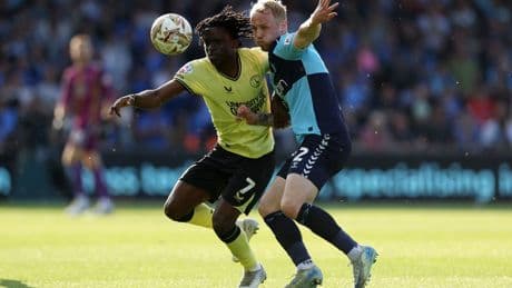 Charlton and Wycombe battle to stalemate in League One play-off semi-final opener
