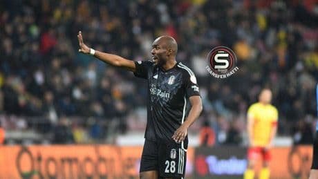 Beşiktaş'a Musrati müjdesi! Yol ayrımında...