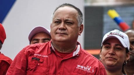 Venezuela niega que los opositores asilados en la embajada argentina en Caracas fueran rescatados por EEUU