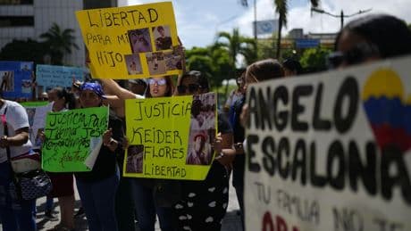U.S. intelligence contradicts Trump claim linking gang to Venezuela government to speed deportations