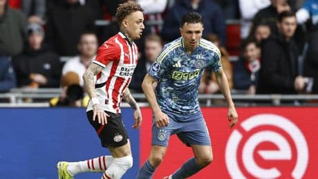 Dit moeten Ajax en PSV woensdag en zondag doen om kampioen te worden
