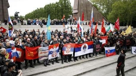 Berlin verbietet russische Flaggen zum „Tag der Befreiung“