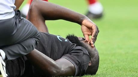 Lukaku, infortunio grave: &quot;lesione di alto grado&quot;. Il Napoli sceglie una consulenza chirurgica