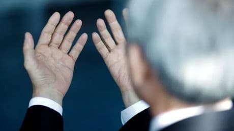Unusual symptom in the fingertips that signals UK's most deadly cancer
