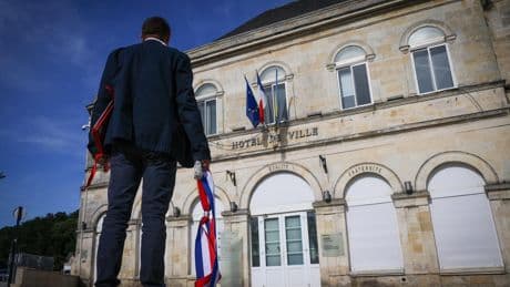 Démission des maires : les tensions politiques, première cause de départ pour les élus locaux