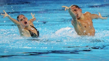 Iris Tió y Dennis González elevan a España al cielo: oro en el dúo mixto libre batiendo a la superpotencia Rusia