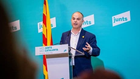 Junts considera una "broma" que Feijóo pida su apoyo para una moción de censura contra Sánchez