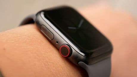 "C'est très utile, très rassurant": quand les montres connectées sauvent des vies