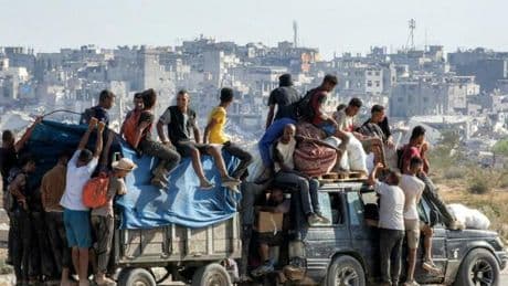 Gaza, tutte le insidie dai grattacieli ancora in piedi usati dai cecchini alla rete di tunnel nascosti