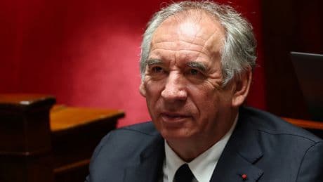 Budget : Bayrou envisage un référendum sur «un plan d’ensemble» de réduction des déficits