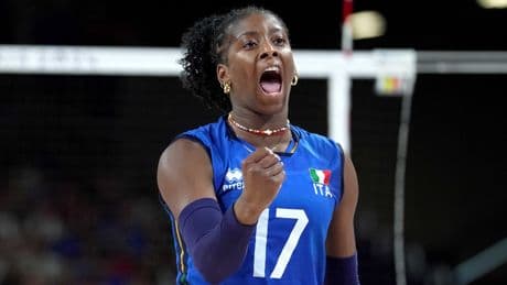 Myriam Sylla, Galatasaray'a imza attı
