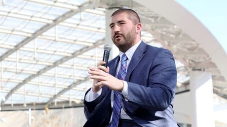 JC Tretter resigning from NFLPA in another stunning move days after executive director scandal