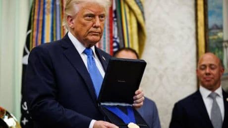 "Dazi al 50% da giugno". Le minacce di Trump spaventano l'Europa. Le Borse in rosso bruciano 183 miliardi. "Ue pronta a reagire"