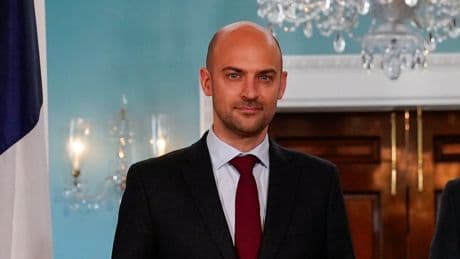 «La situation est bloquée» entre Paris et Alger, souligne Jean-Noël Barrot
