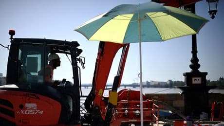 Canicule : 16 départements, dont le bassin parisien, basculent en vigilance rouge mardi