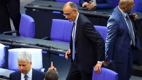 Merz eletto cancelliere al secondo turno: così proverà a rimettere in moto la locomotiva d'Europa