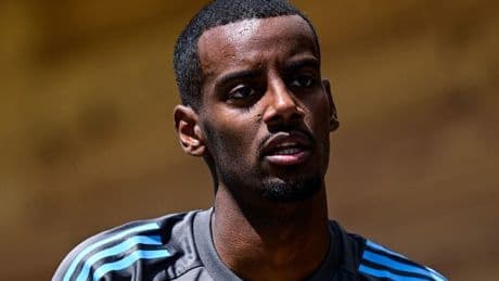 Newcastle stars break silence on Alexander Isak's Liverpool transfer as true feelings emerge