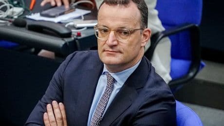 Bundespolitik: Nach Richterwahl-Chaos: Wüst fordert Solidarität mit Spahn