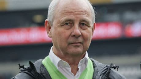 Eintracht Frankfurt - So lief das Gedenkspiel für Legende Hölzenbein