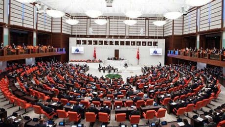 AK Parti yeni kanun teklifini TBMM Başkanlığına sundu