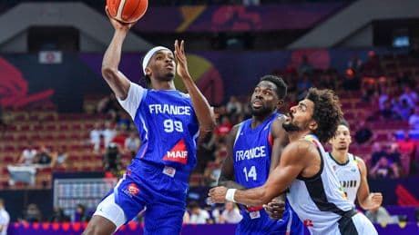 EuroBasket : sérieux, les Bleus écrasent la Belgique pour leur entrée en lice