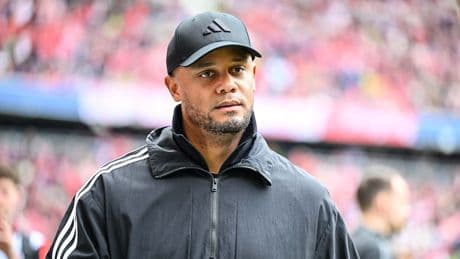 Wegen Beckenbauer - Kompany enthüllt: Ich wollte schon mit 17 zu Bayern!
