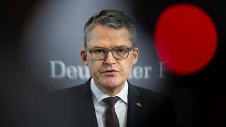 Cyberangriffe: CDU-Sicherheitspolitiker Kiesewetter: „Wir sollten noch vorhandene russische Diplomaten ausweisen“