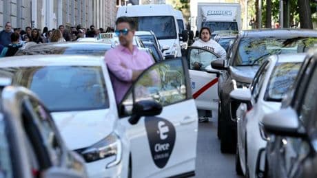 "Ça a été le branle-bas de combat": journée de galère en Espagne, frappée par une panne d'électricité géante