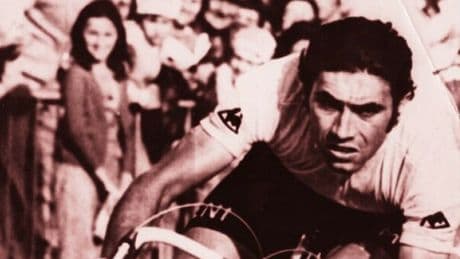 Eddy Merckx: «Vado ancora in bici. Pogacar più forte di me? Lui ha solo due avversari, io ne avevo cinque o sei»?