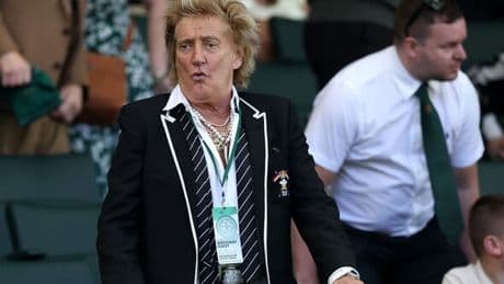 Rod Stewart flooded with support as he issues emotional career announcement