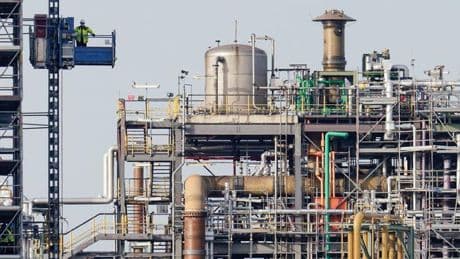 Industrie: Deutsche Chemiebranche erwartet auch 2025 keine Trendwende