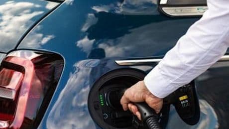 Incentivi auto, dal 2 novembre al via i nuovi bonus. Fino a 7.500 euro di sconto sulle elettriche I modelliacquistabili