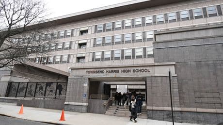 Top Queens high school bans summer do-at-home essays to curb ChatGPT cheating