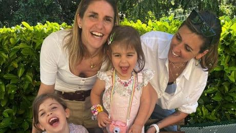 Sentenza sulle coppie omogenitoriali, due mamme genovesi: “È un cambiamento epocale”